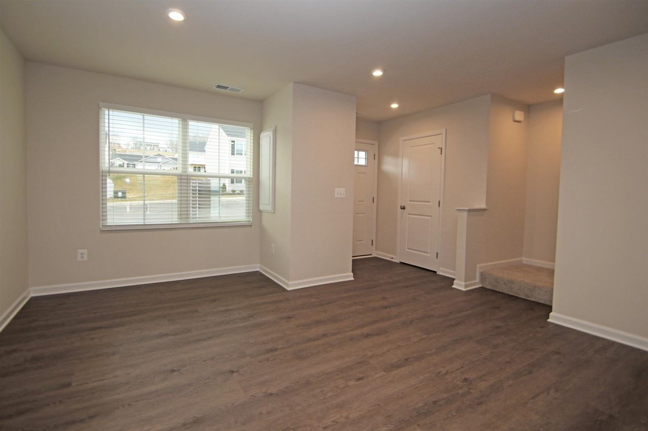 3325 Marble Loop - Photo 3 of 20