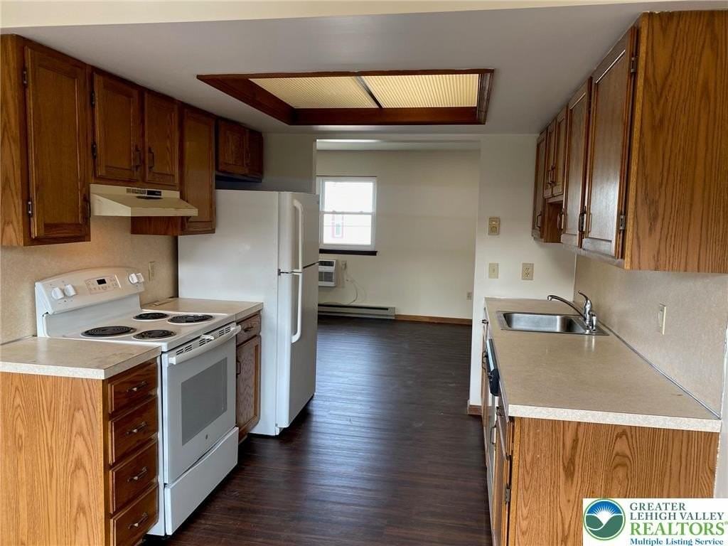 66 S Lea St Apt 3 - Photo 3 of 8