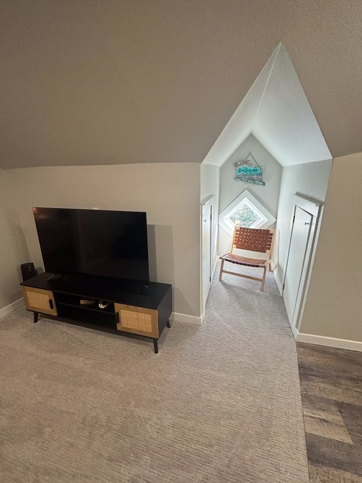 Bonfoy Ave - Photo 5 of 10