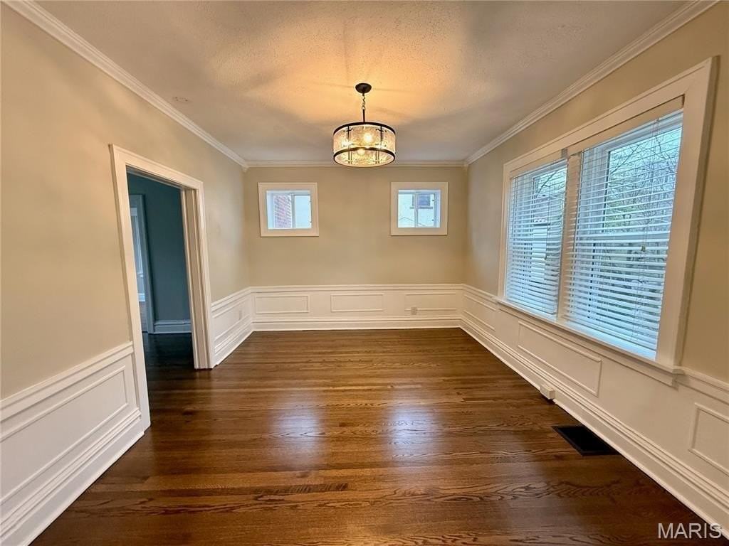 543 N Central Ave - Photo 4 of 26