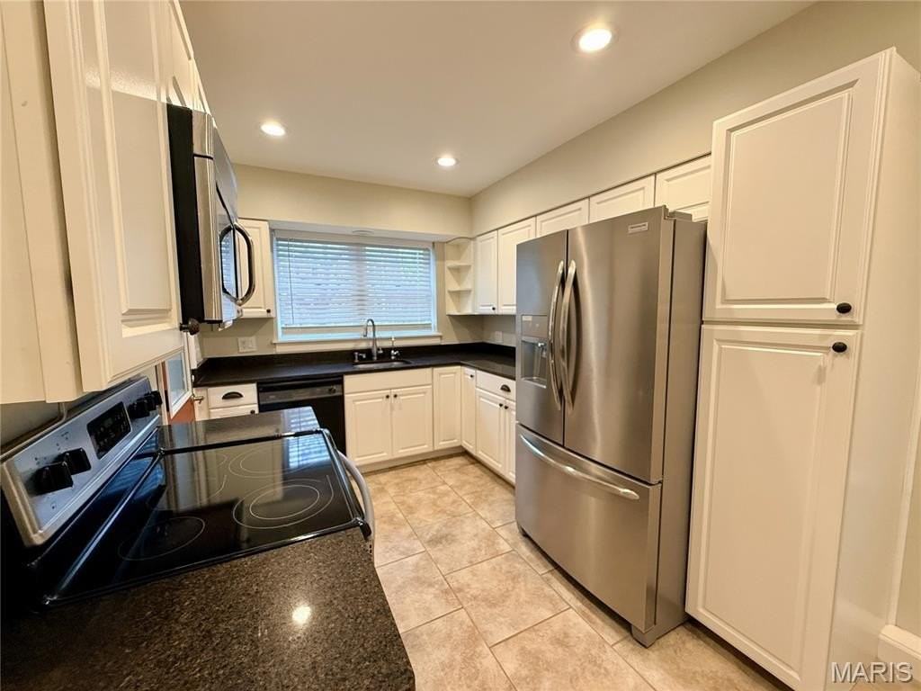 543 N Central Ave - Photo 6 of 26