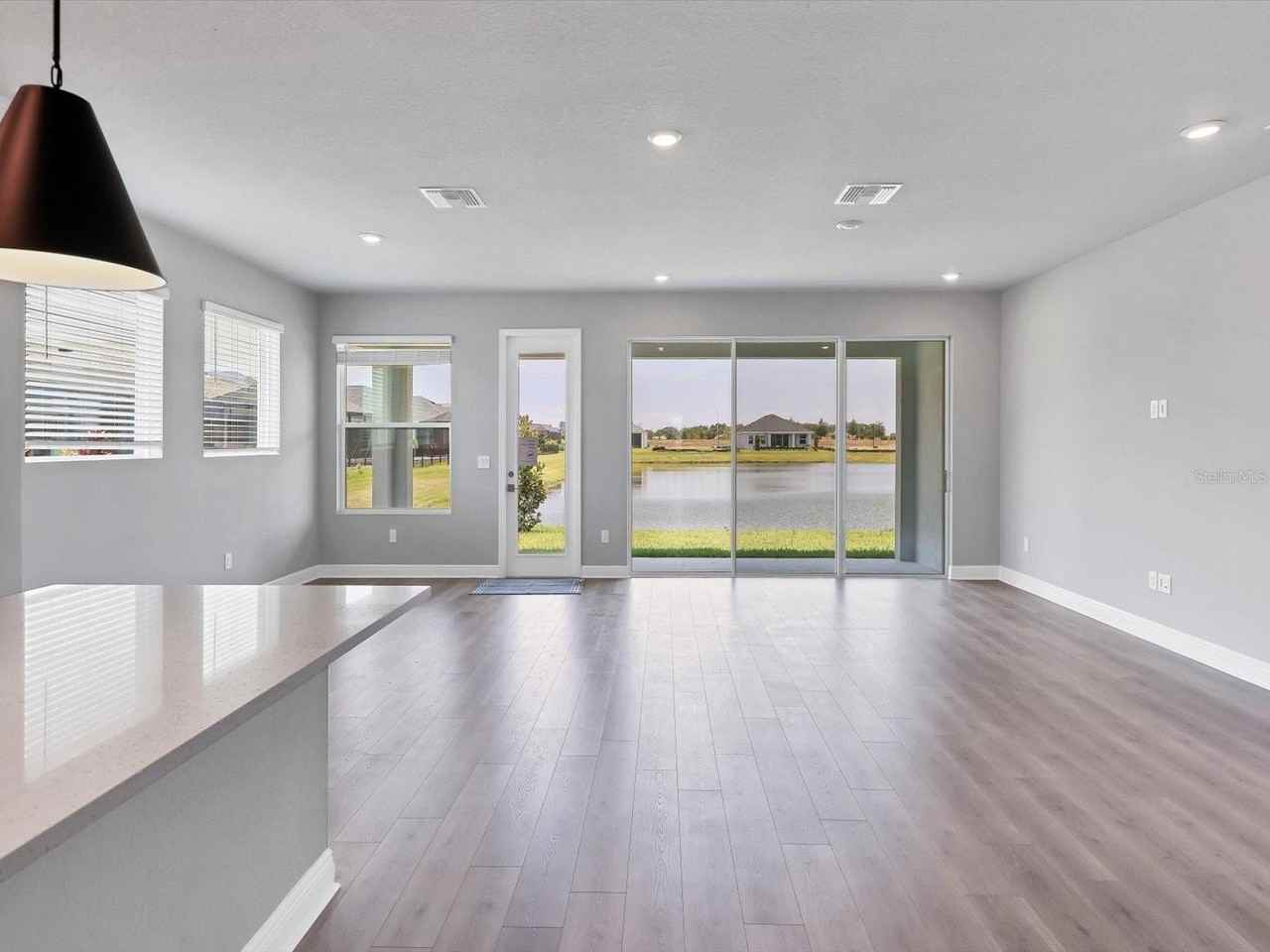 11991 Richmond Trl - Photo 4 of 31