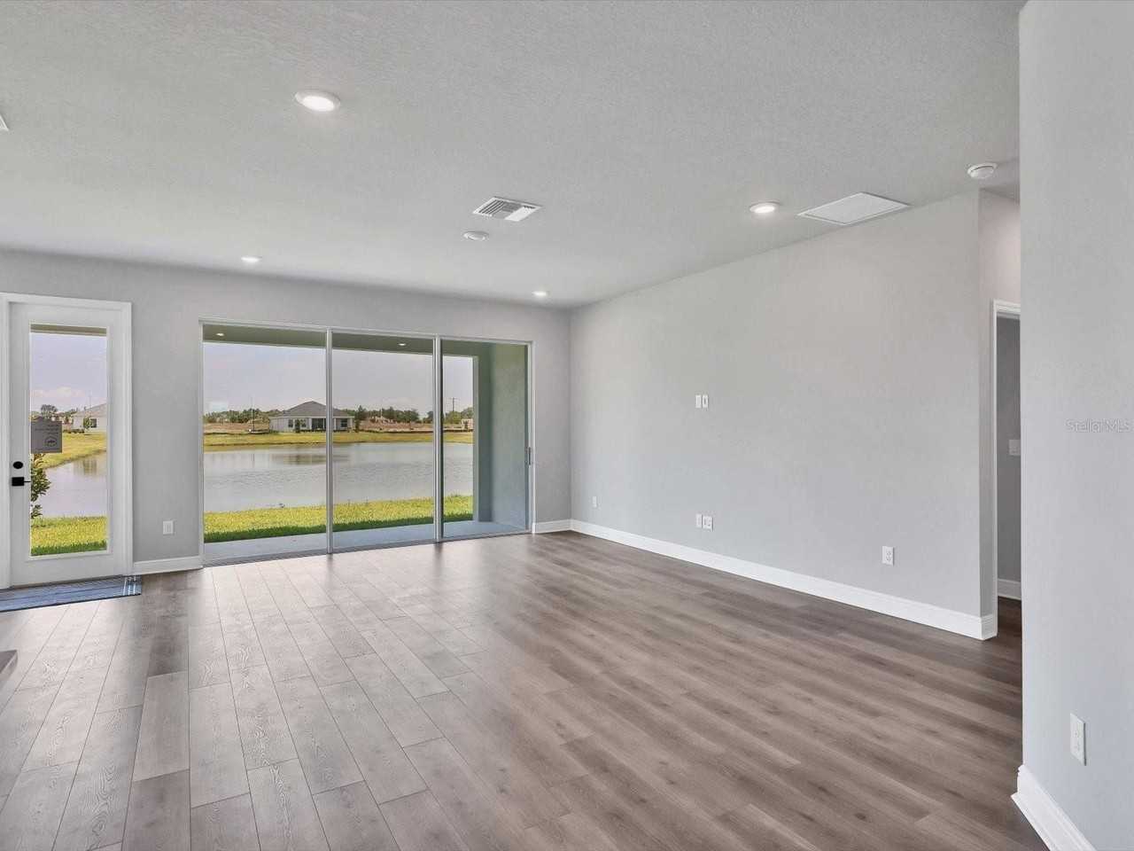 11991 Richmond Trl - Photo 5 of 31