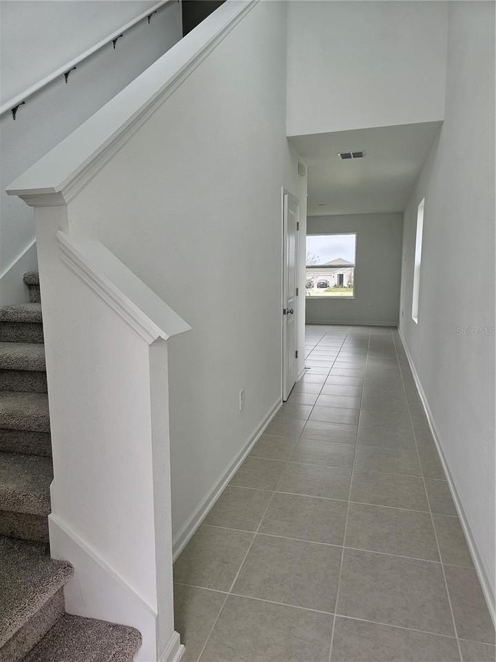 3386 Alexander Dr - Photo 3 of 35
