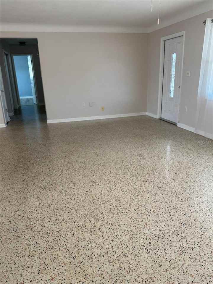 2100 E Vina Del Mar Blvd - Photo 5 of 30