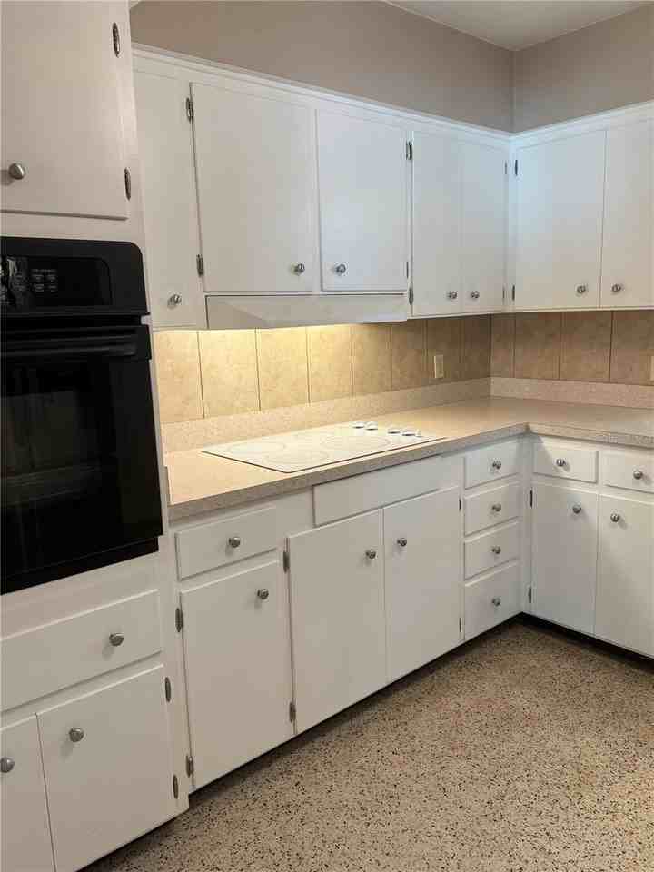 2100 E Vina Del Mar Blvd - Photo 6 of 30