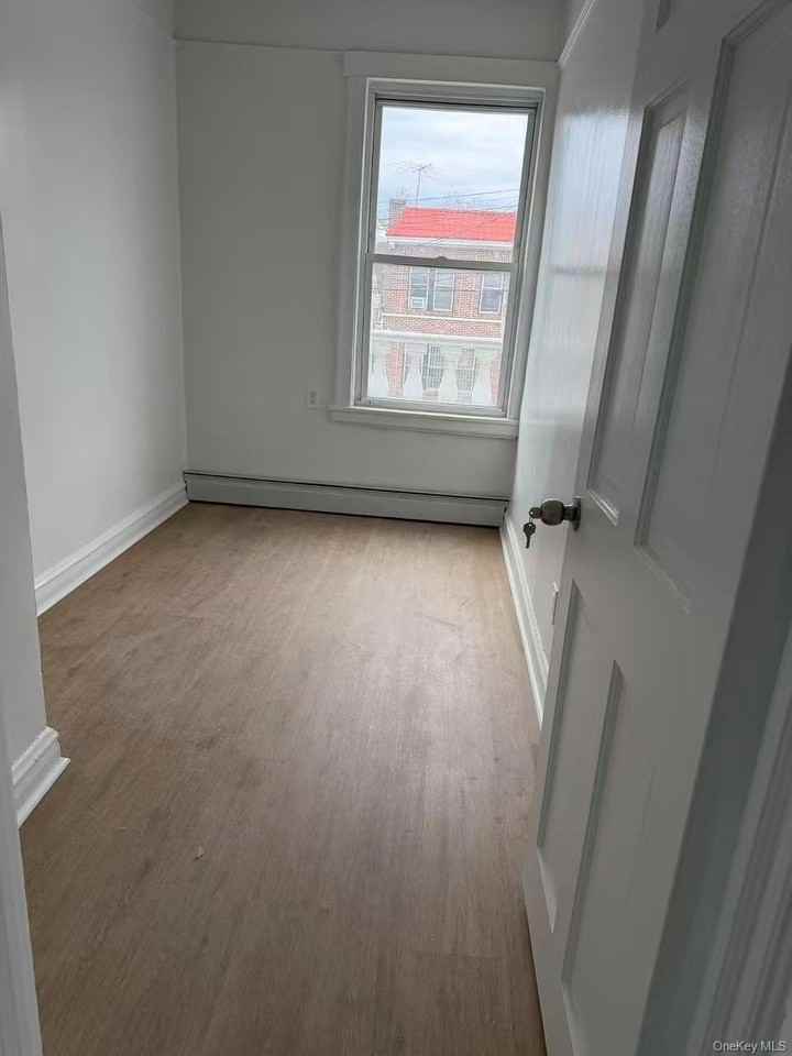 643 72nd St 2nd Fl - Photo 3 of 8