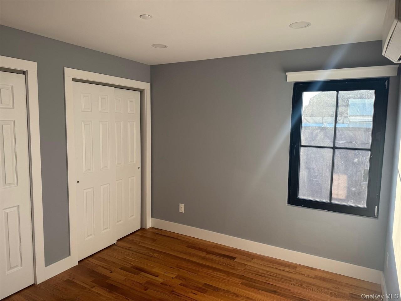 1035 Montauk Hwy #6 - Photo 3 of 4