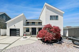 featured image of 385 Aldo Dr