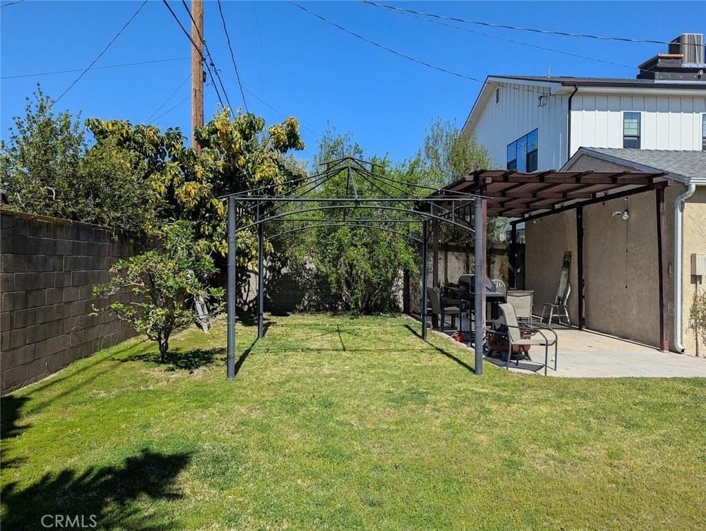 707 N California St - Photo 2 of 12