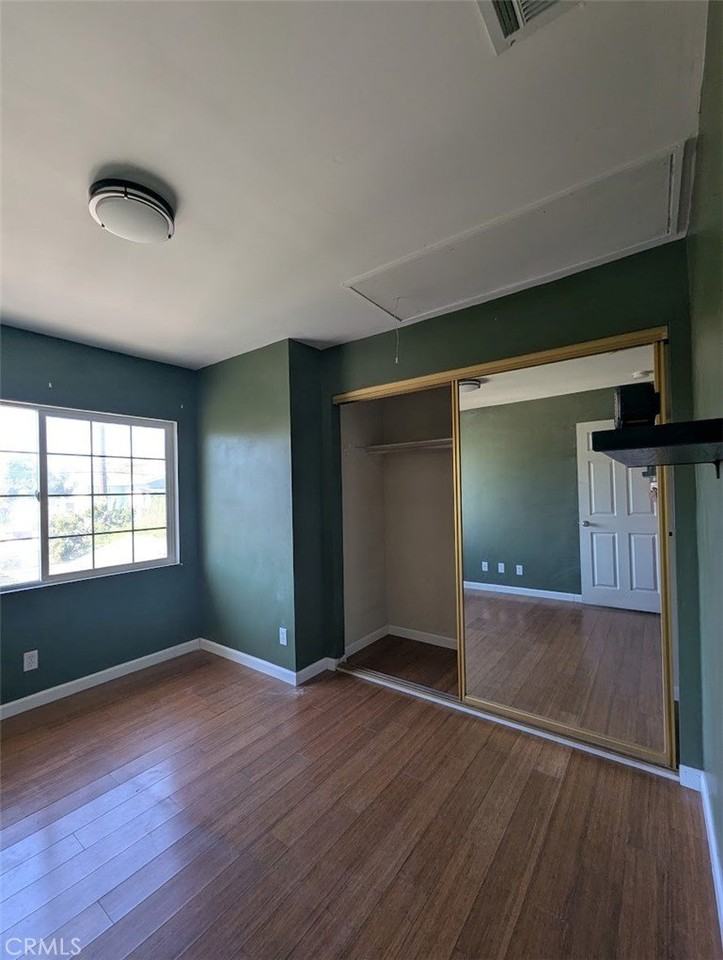 707 N California St - Photo 4 of 12