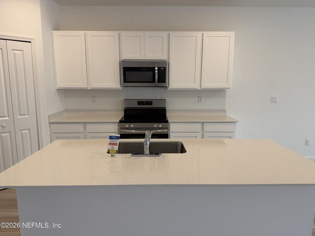 3978 Mid Century St - Photo 6 of 36