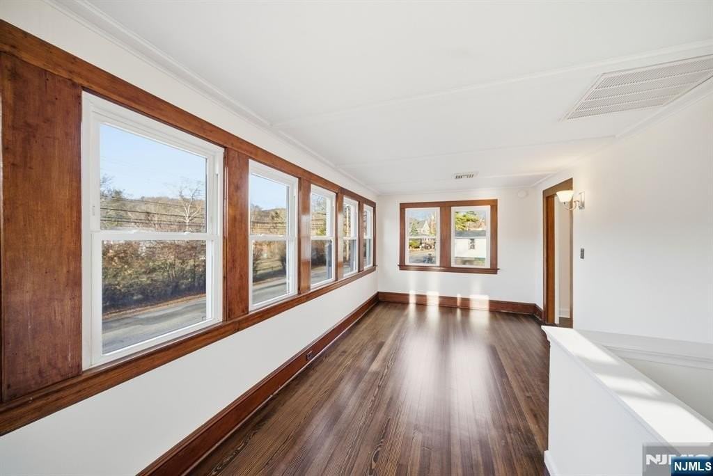 75 Lakeview Ter - Photo 6 of 28