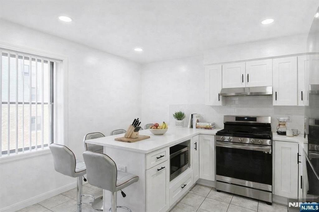 700 Schuyler Ave Apt G34 - Photo 5 of 15