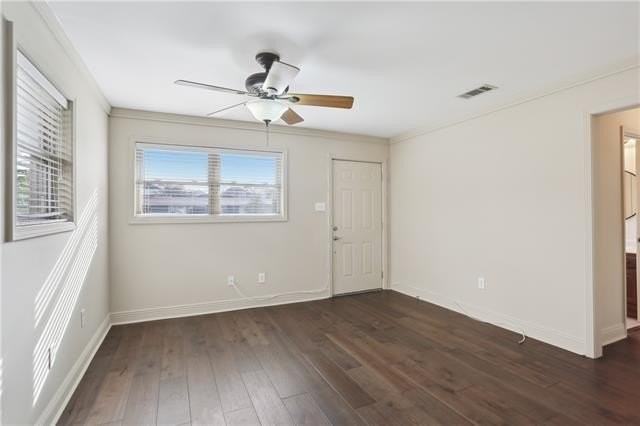 6870 Argonne Blvd - Photo 4 of 21