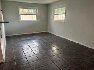 1227 Hudson St - Photo 3 of 11