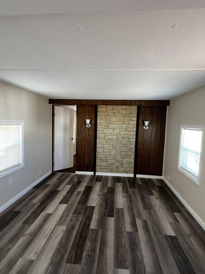 303 Becky Ln - Photo 6 of 11