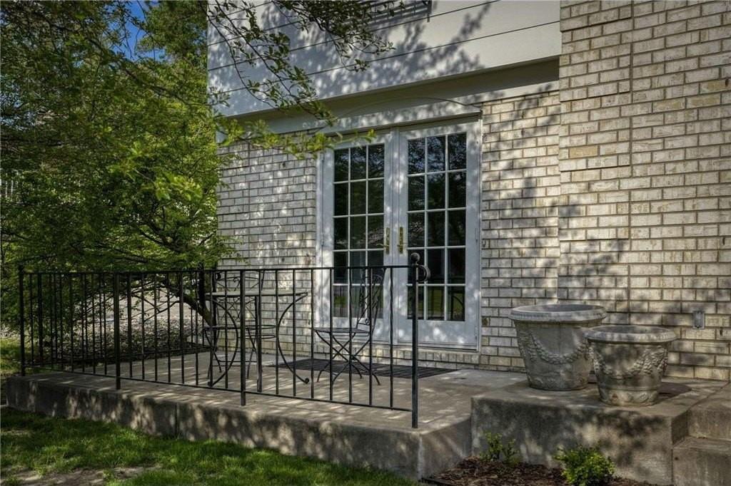 5721 Londonderry Rd - Photo 4 of 14