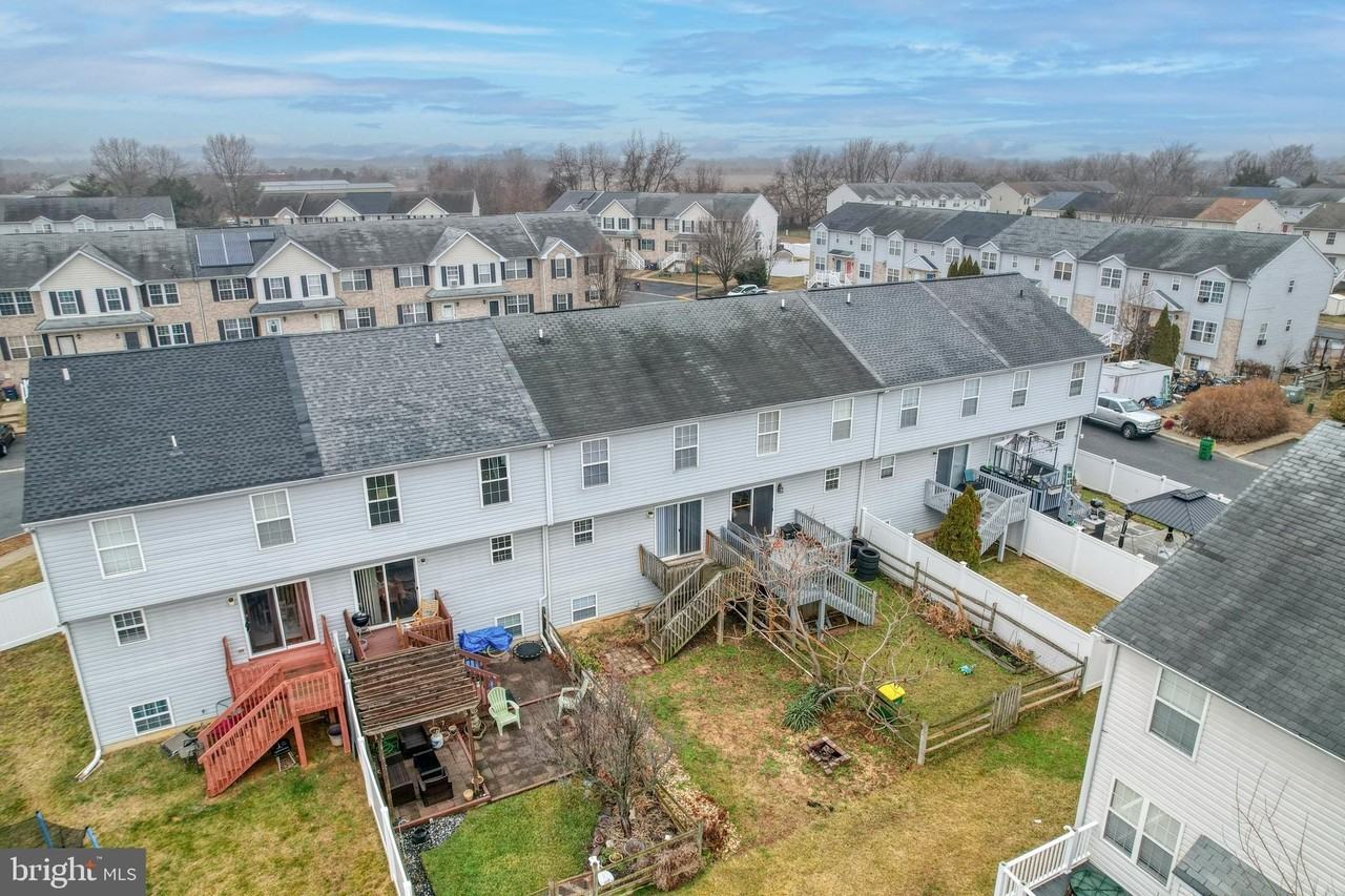 407 Champs Ln - Photo 5 of 39