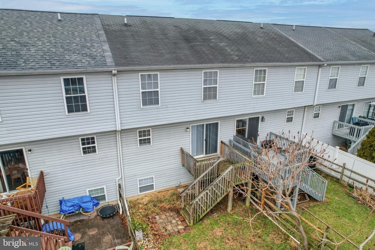 407 Champs Ln - Photo 6 of 39