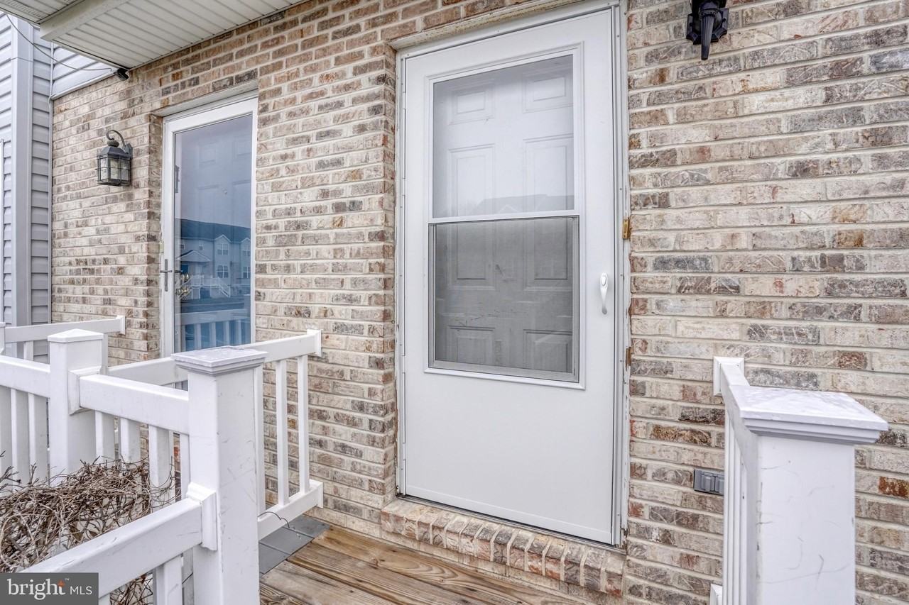 407 Champs Ln - Photo 7 of 39