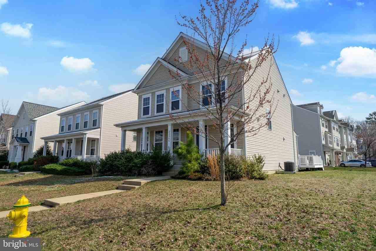 22944 Woodland Park Rd - Photo 4 of 42