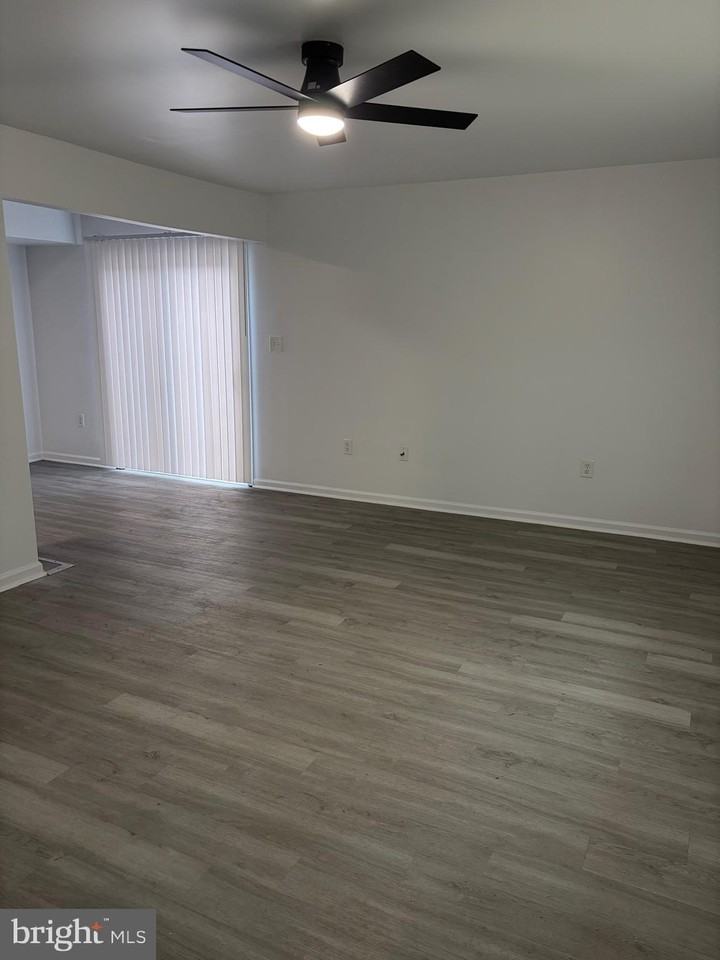 14 Lyric Ct - Photo 2 of 12