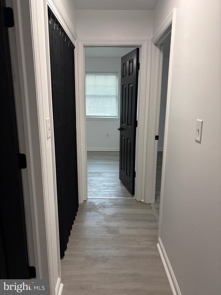 14 Lyric Ct - Photo 7 of 12