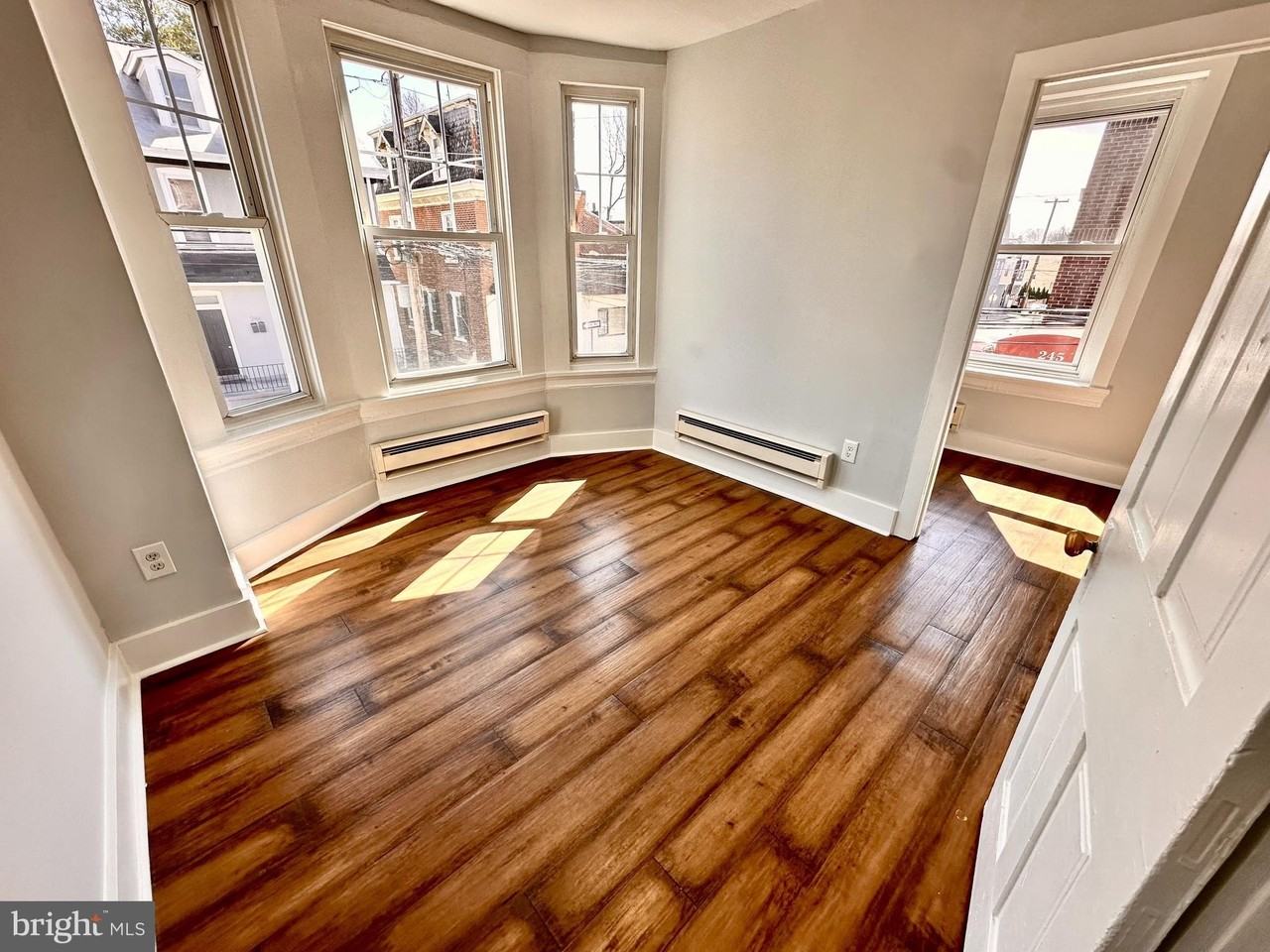 241 W Queen Ln Unit 2f - Photo 7 of 13