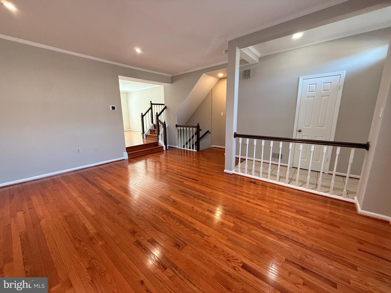 6166 Wellington Commons Dr - Photo 4 of 20