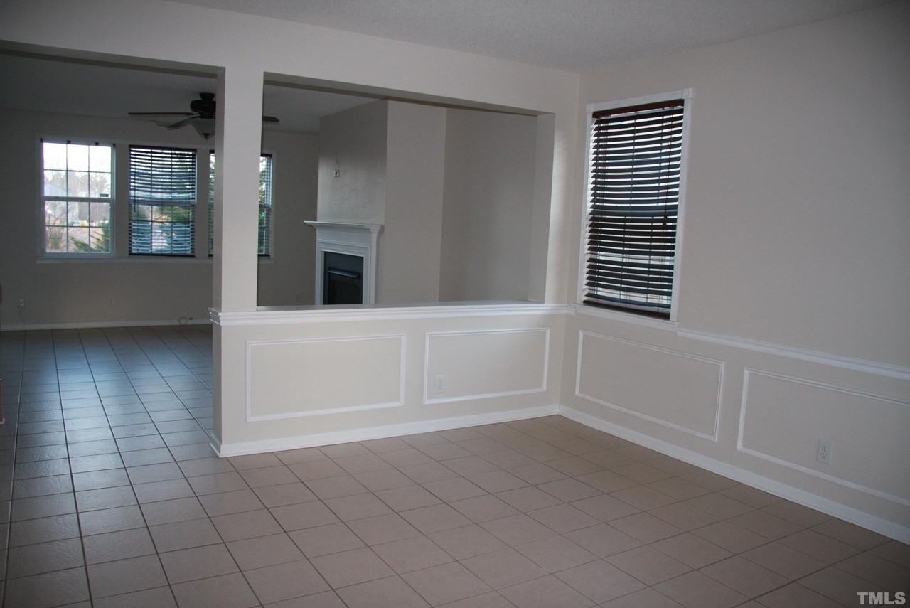 222 Northlands Dr - Photo 3 of 30