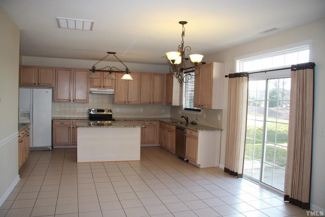 222 Northlands Dr - Photo 6 of 30