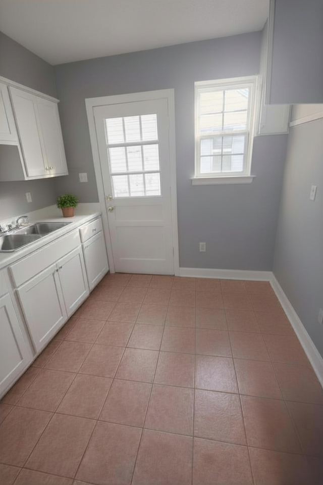 690 Hudson St #1 - Photo 3 of 7