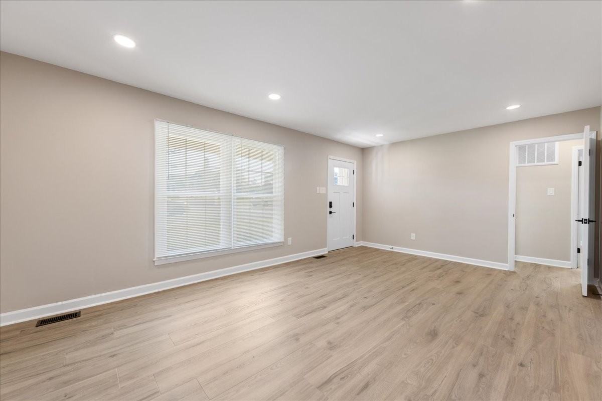 4706 Walden Ct #4706 - Photo 7 of 41