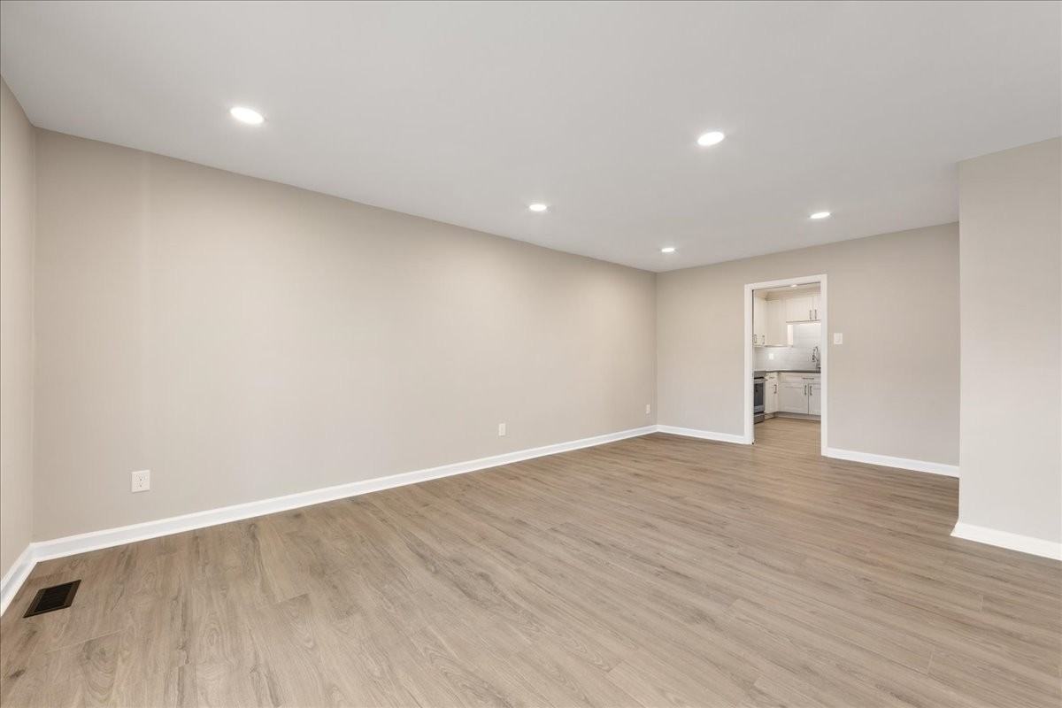 4700 Walden Ct #4700 - Photo 3 of 42