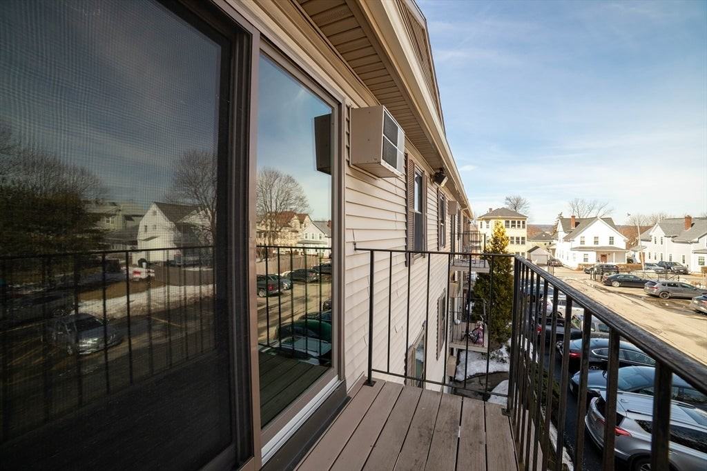 80 Stanton St - Photo 4 of 20