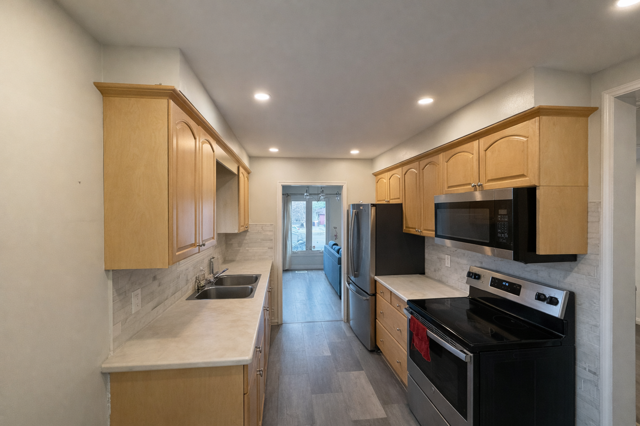 1068 Upper Sherman Ave #1 - Photo 6 of 11