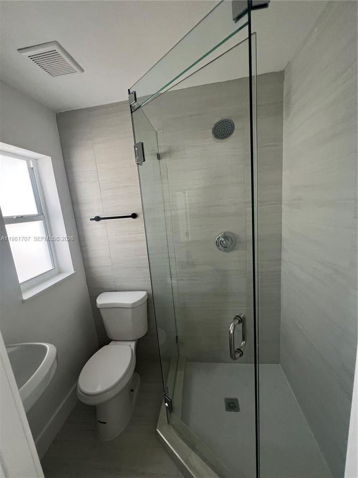 1706 Arthur Street #1 - Photo 6 of 11