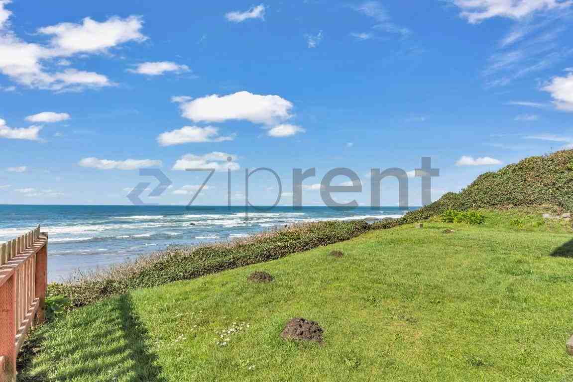 3549 Nw Jetty Ave - Photo 4 of 23