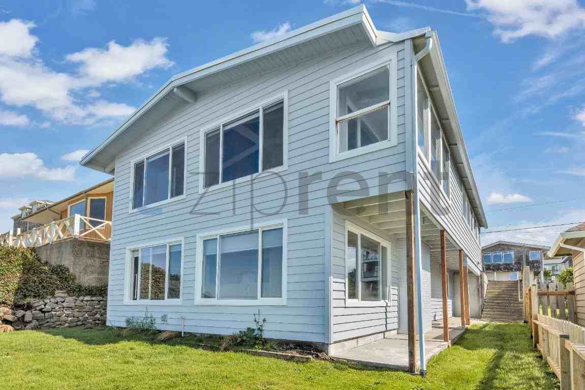 3549 Nw Jetty Ave - Photo 6 of 23