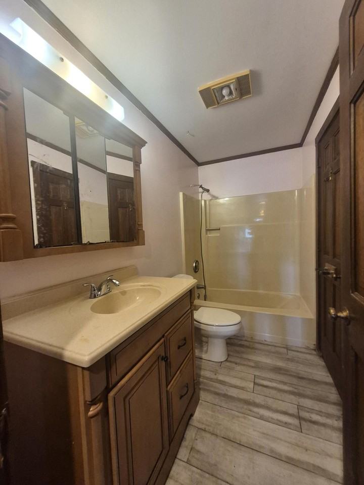 2327 Polk Street - Photo 6 of 11