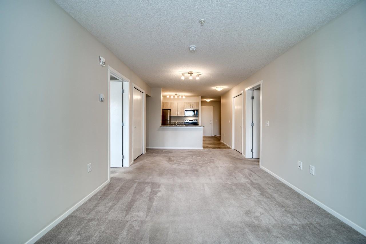 4641 128 Ave Ne - Photo 6 of 17