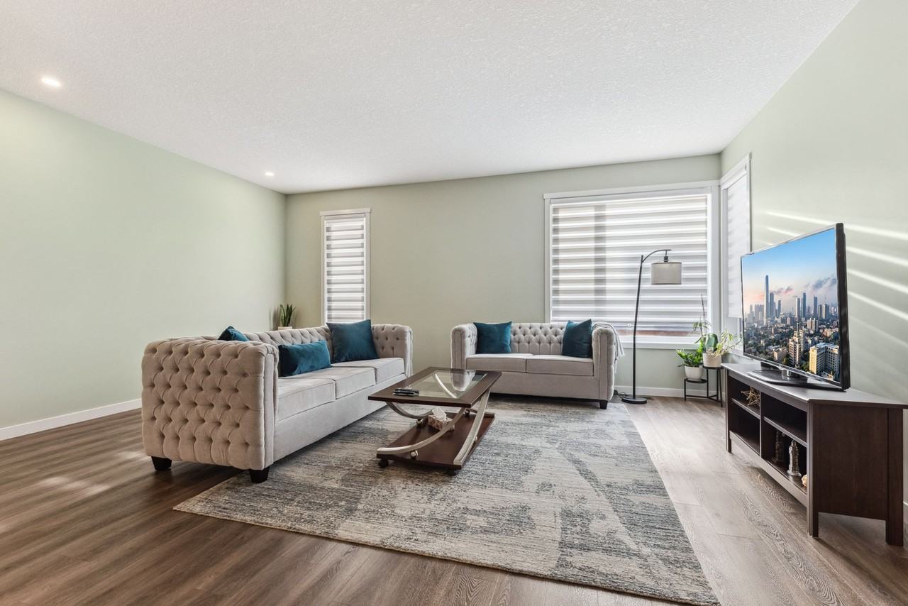 142 Shawnee Common SW, Calgary - Photo 7 of 17