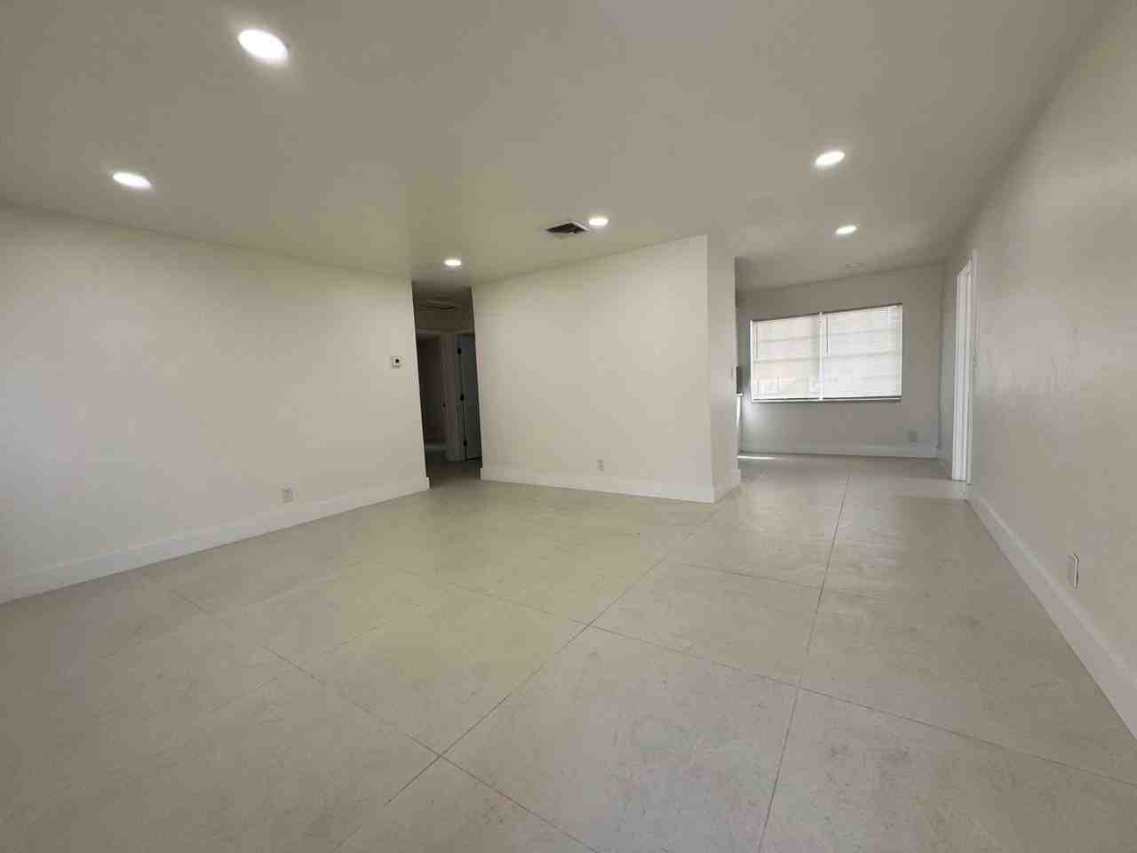 6610 Greene Street - Photo 5 of 12