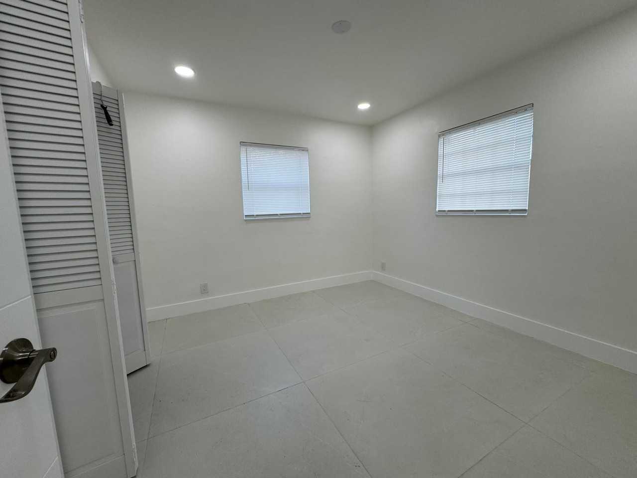 6610 Greene Street - Photo 6 of 12