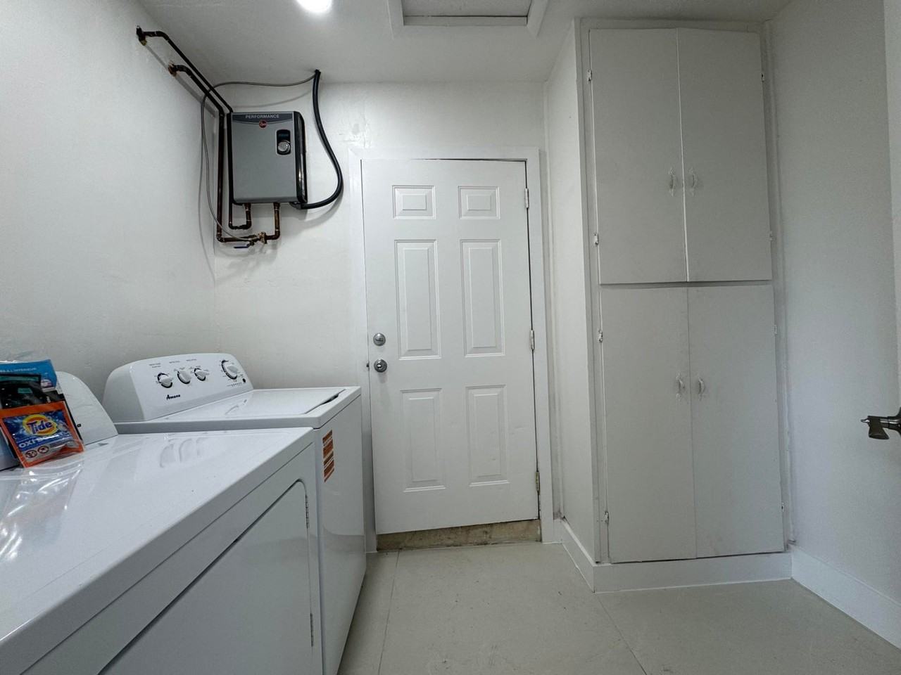 6610 Greene Street - Photo 7 of 12