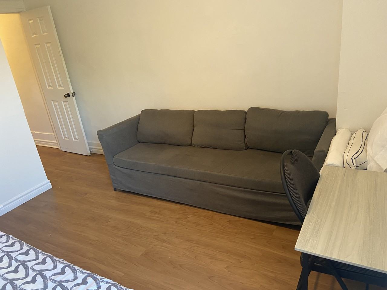 536 Bathurst Street - Photo 3 of 20