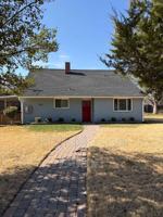 featured image of 330 Compton Ave