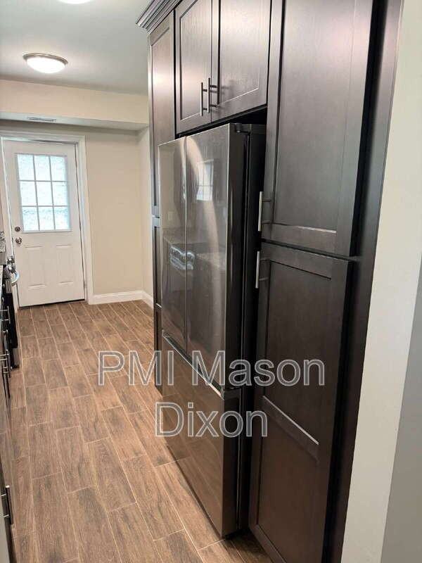 330 Compton Ave - Photo 5 of 21