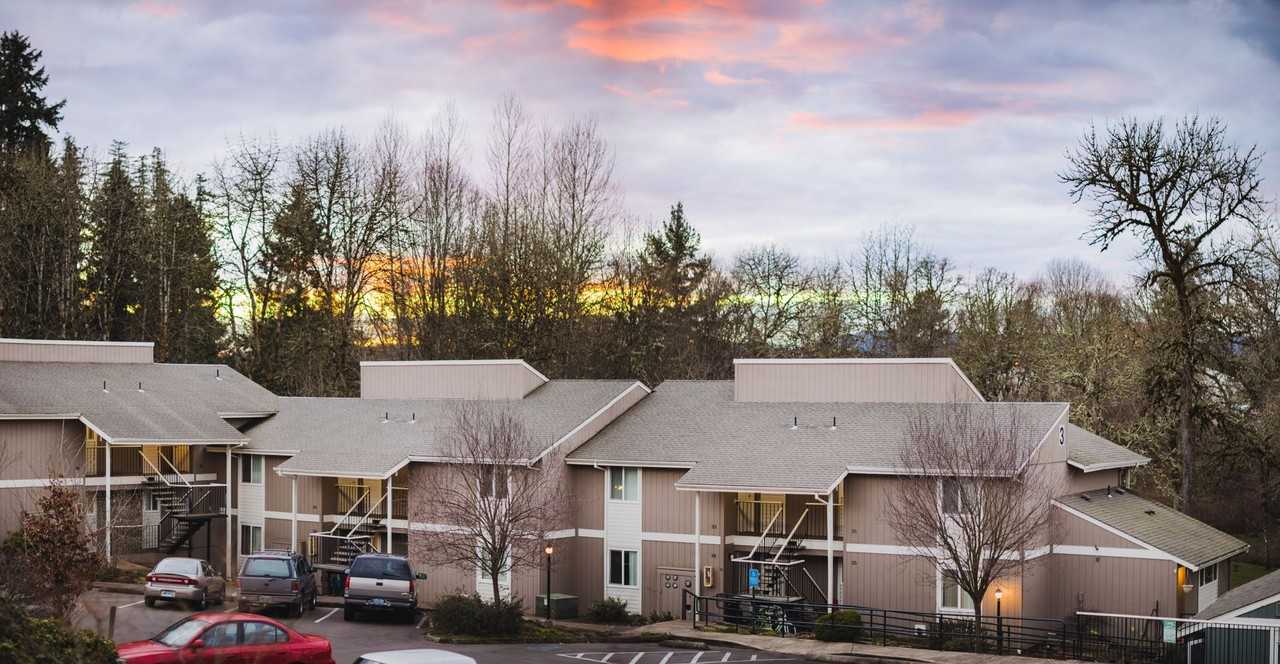 MeadowBrook Apartments - Photo 7 of 50